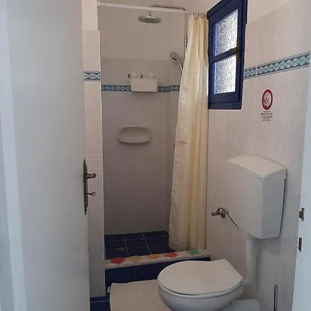 Nefeli Lägenhet Perissa (Santorini)